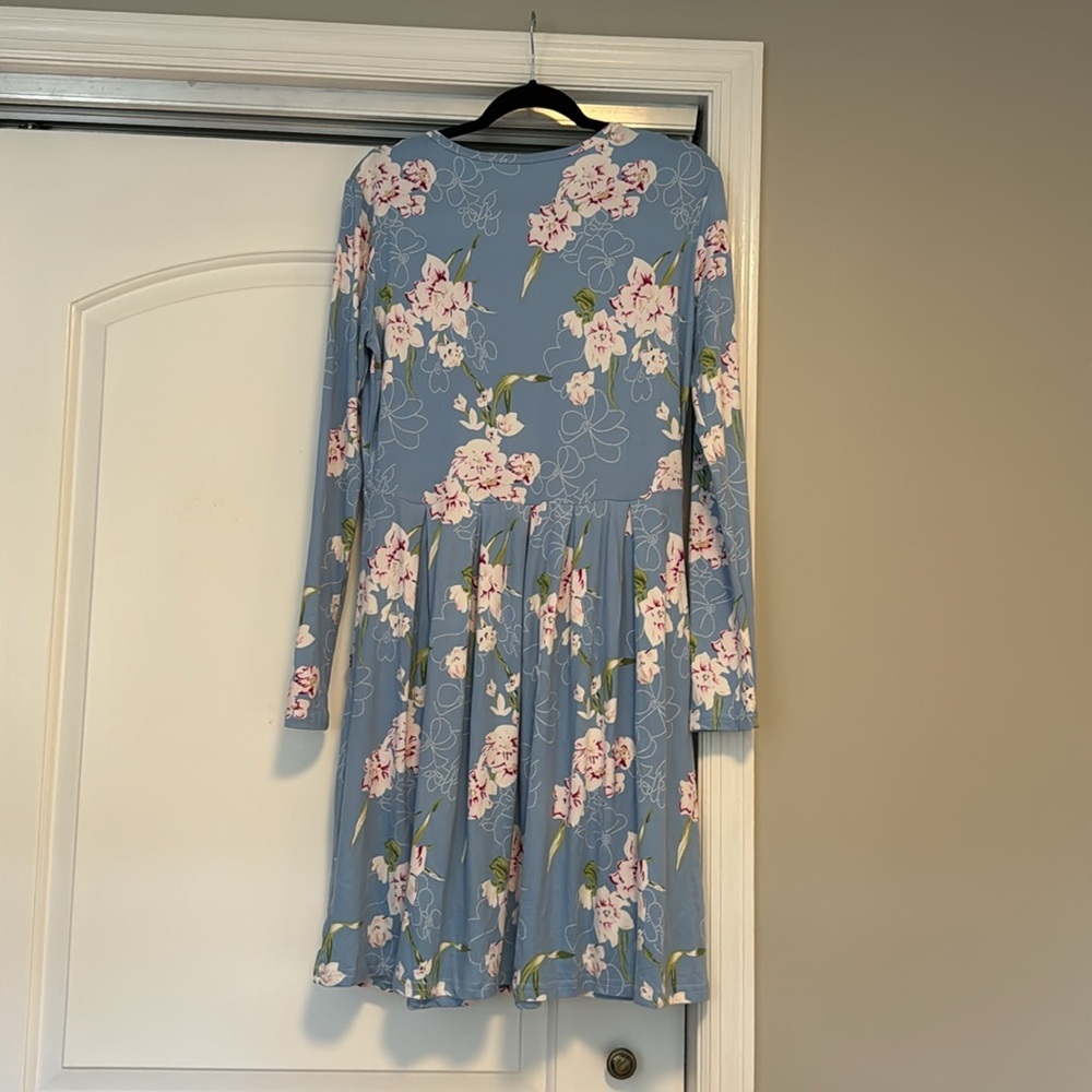 NWT Blue Floral Long Sleeve Dress - Picture 7 of 8
